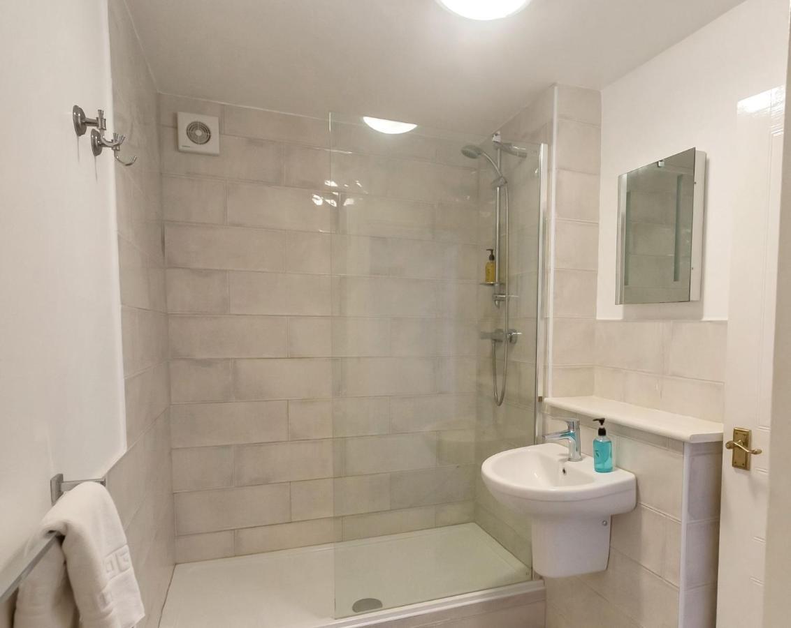 Montpellier Villa Τσέλτενχαμ Εξωτερικό φωτογραφία